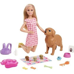 BARBIE Y PERRITOS RECIEN NACID